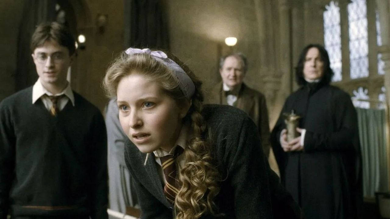 Harry Potter'ın yıldızı Jessie Cave Onlyfans içerikleri yüzünden dışlandı!
