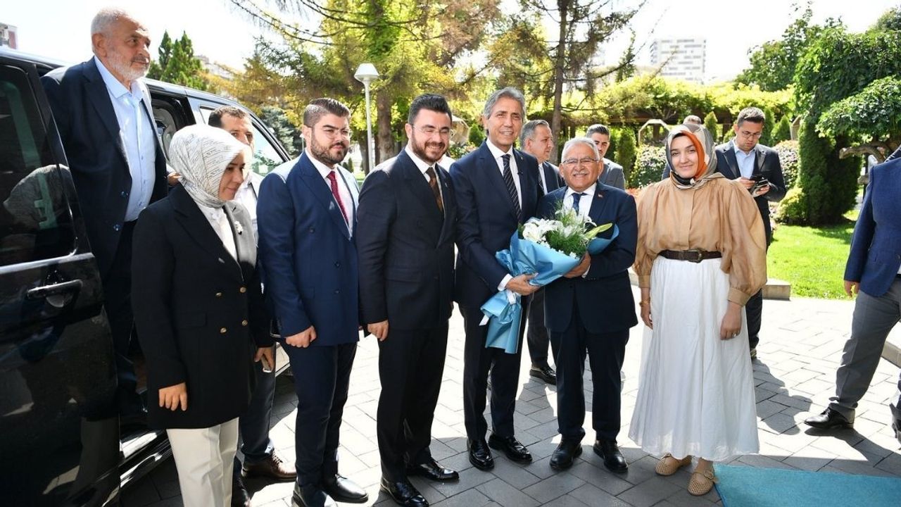 Büyükkılç’a sürpriz ziyaret: Denetim mi, destek mi?