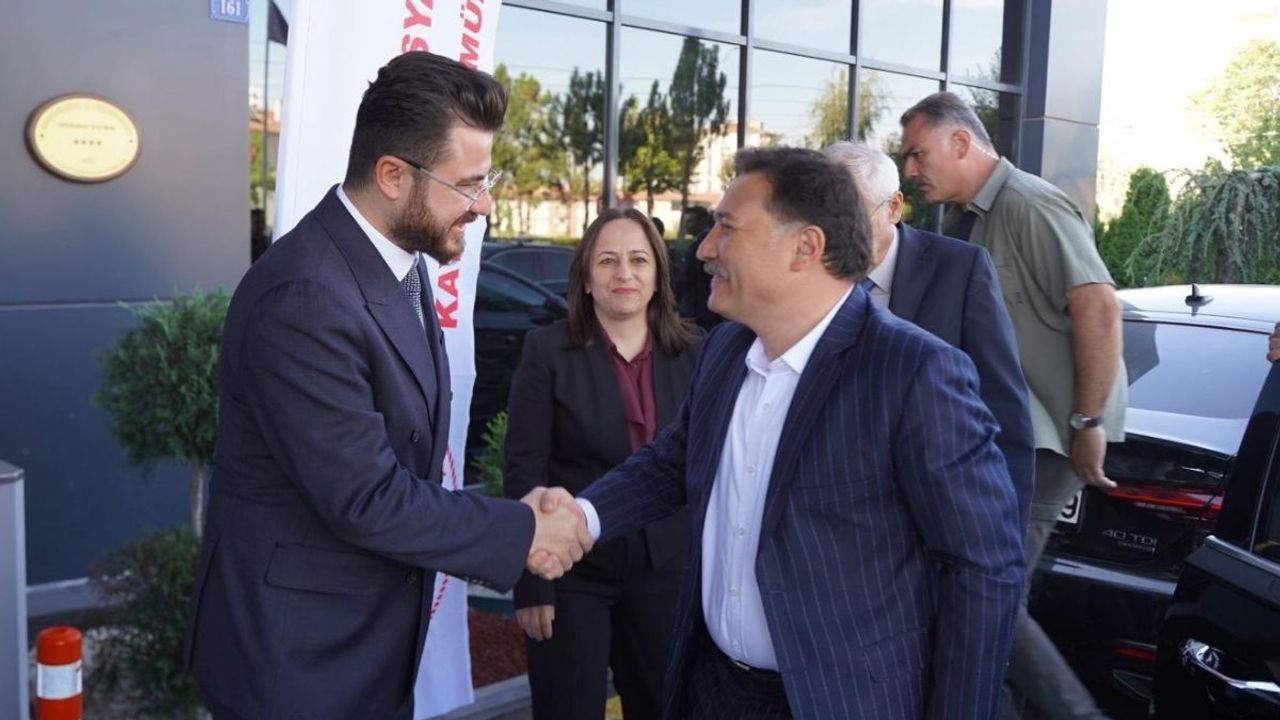 Hüseyin Okandan aile çalıştayına katıldı