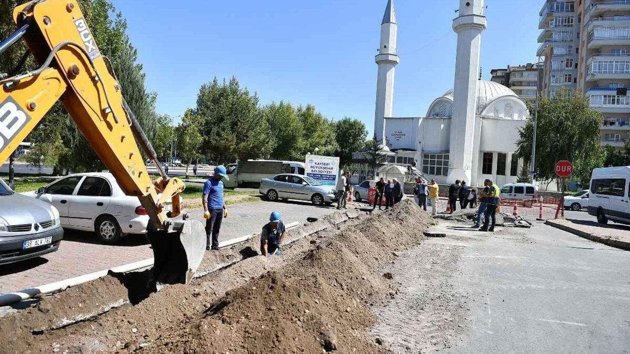 Büyükkılıç : DSİ katlı kavşağı projesini inceledi