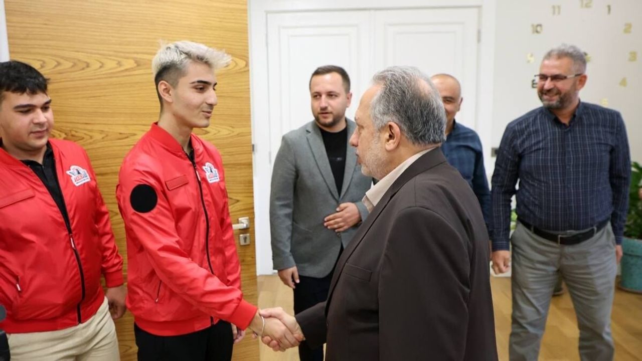 Başkan Mustafa Yalçın’ın Teknofest başarısı