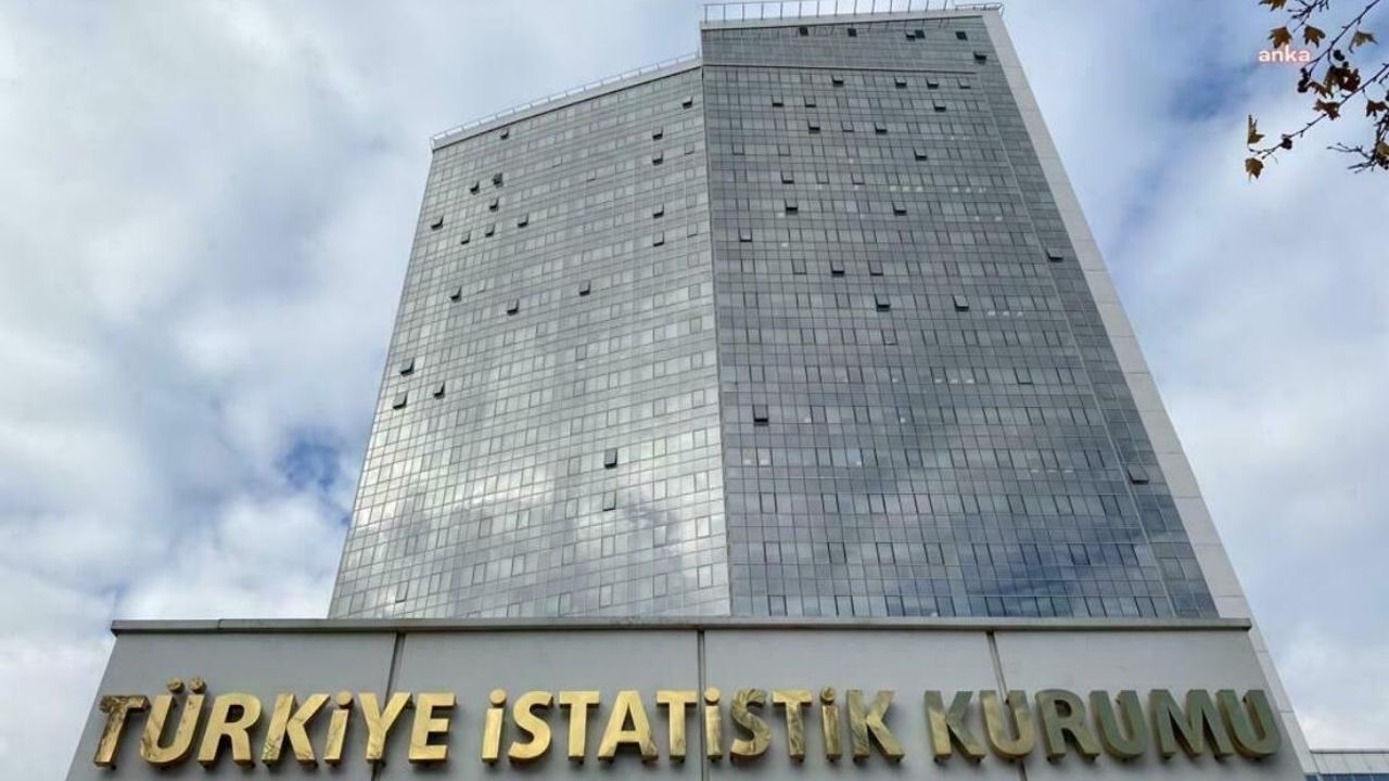 Ağustos ayında trafiğe 215 bin yeni taşıt! Hangi marka önde?