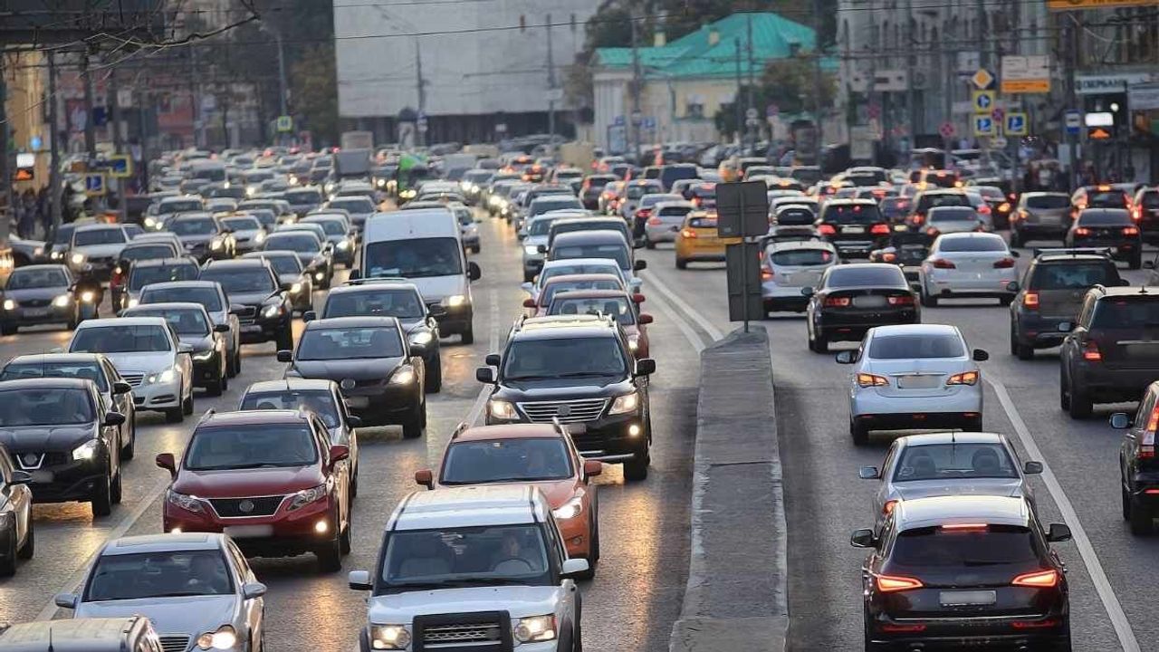 Trafikte yeni dönem başlıyor! KGM’den flaş karar!