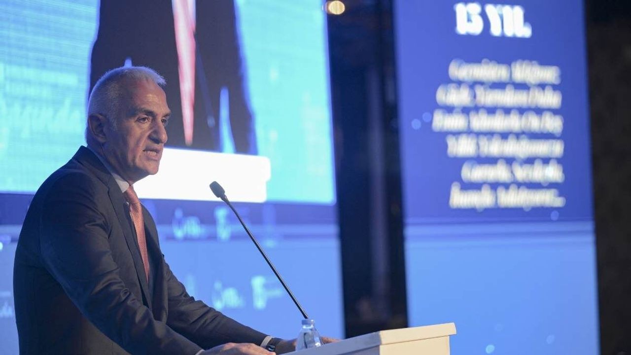 "Bakan Ersoy’dan YTB’nin 15. yılına vurgu: ‘Kamu diplomasisinin lideri’"