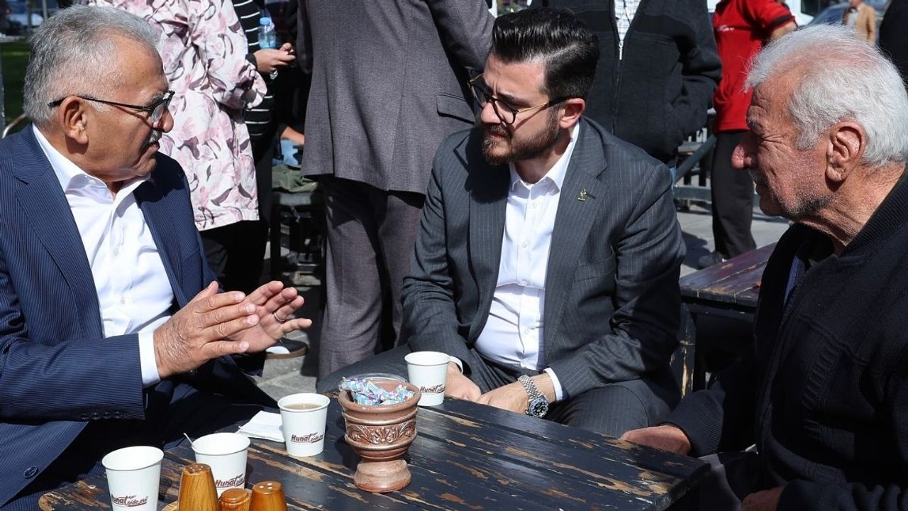 Başkan Büyükkılıç Hunat esnafına söz verdi