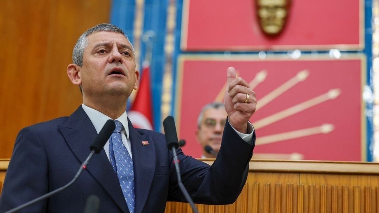 CHP Lideri Özel’den sert çıkış: ‘Namussuz düzen bitecek’