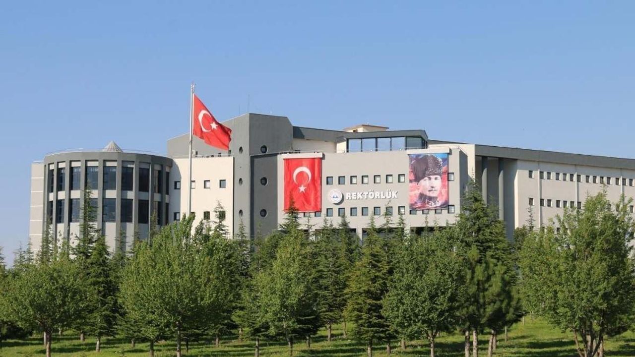 Erciyes Üniversitesi’nden kampüste yaşanan cinayetle ilgili açıklama
