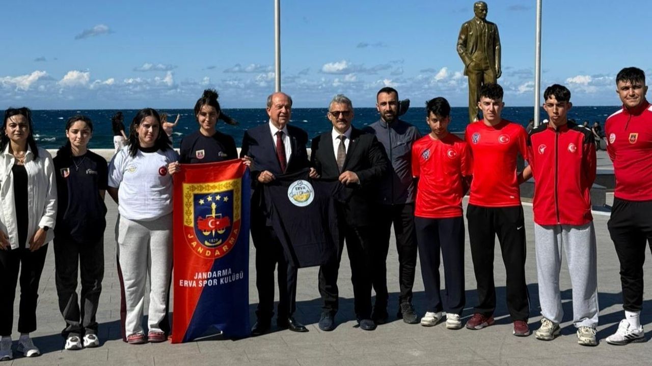 Kayserili Erva sporcuları Kıbrıs’ta ikinci Oldu : Cumhurbaşkanı Ersin Tatar’la bir araya geldiler