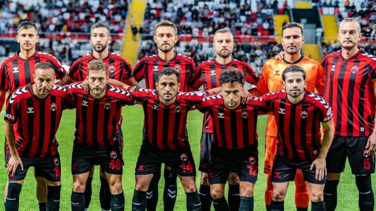 24 Erzincanspor futbolcuları isyan etti! ‘’Paramızı ödemiyorlar’’