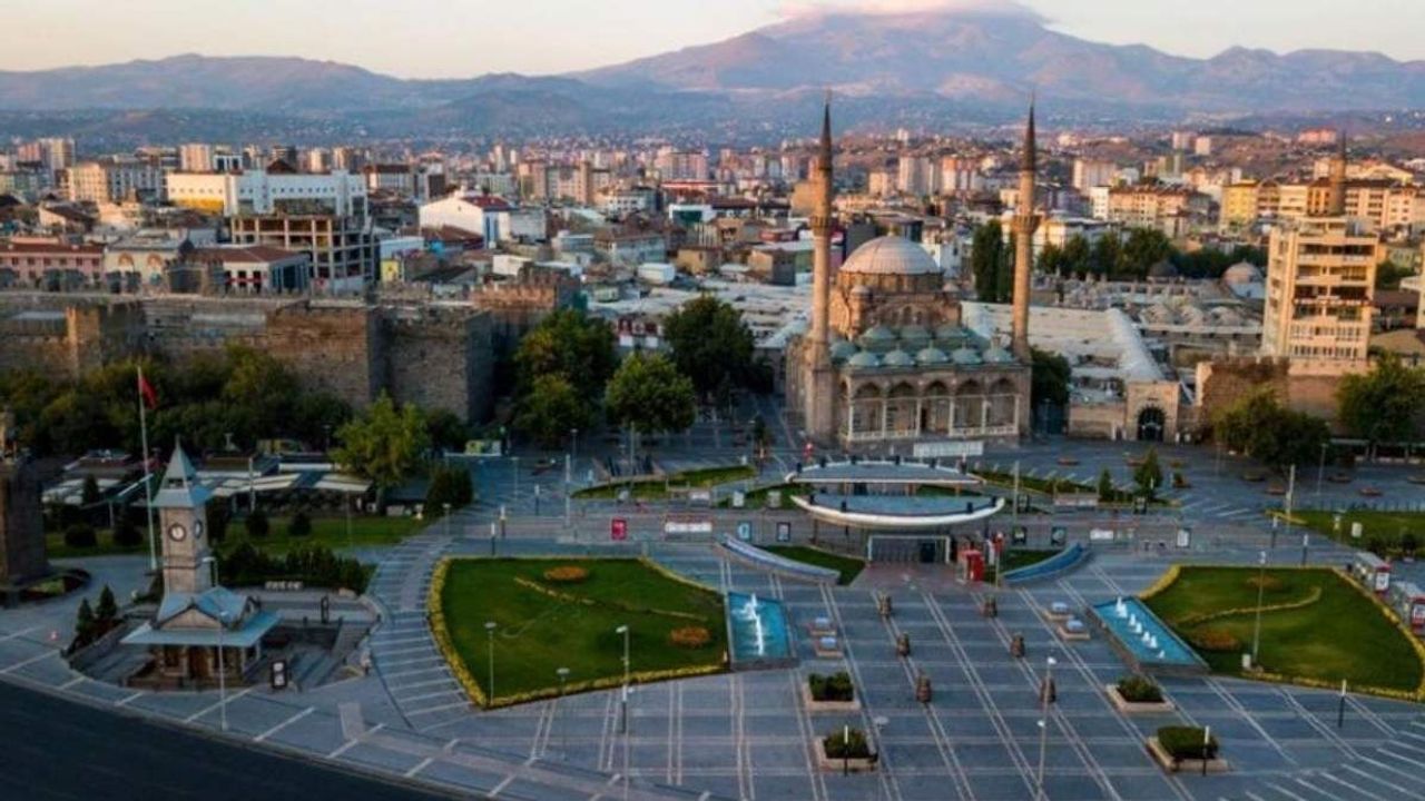 Kayseri AK Partisiz kaldı: AK Partili Belediye Başkanlarının tamamı gitti!