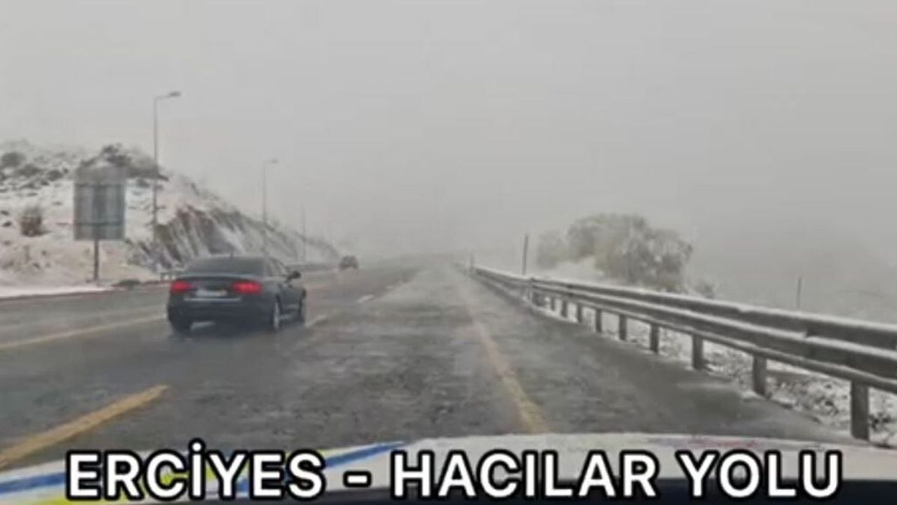 Kayseri’de yola çıkacaklar dikkat! Emniyetten uyarı geldi: Erciyes yolunda kar yağışı etkili