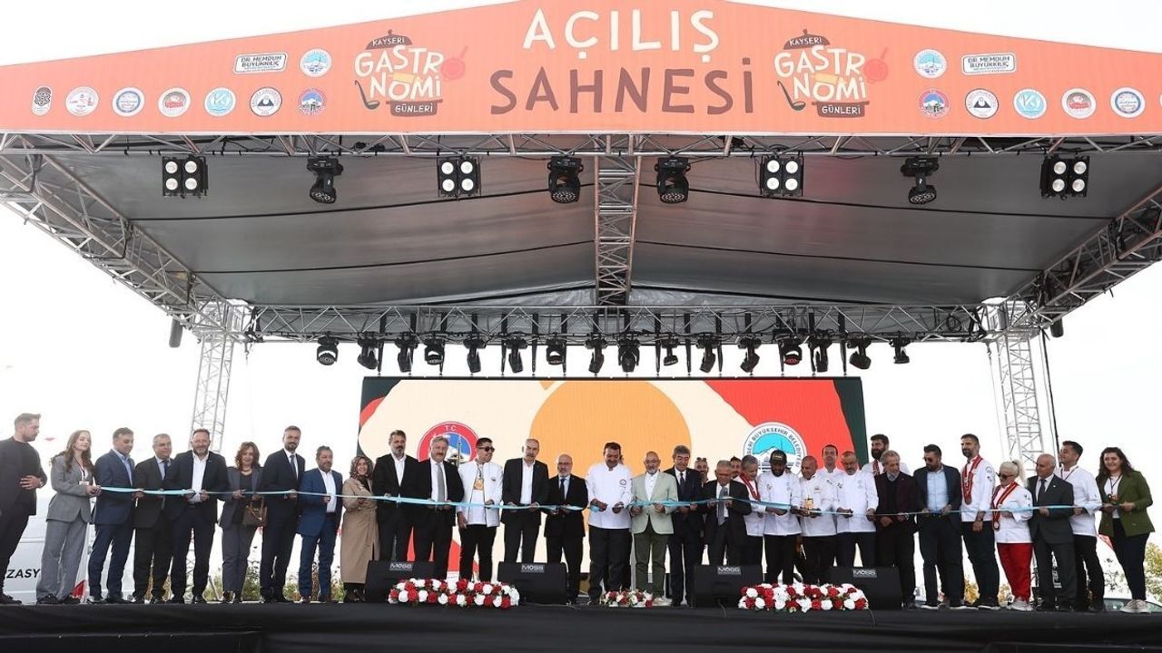 Kayseri’de gençler ve lezzet tutkunları buluştu