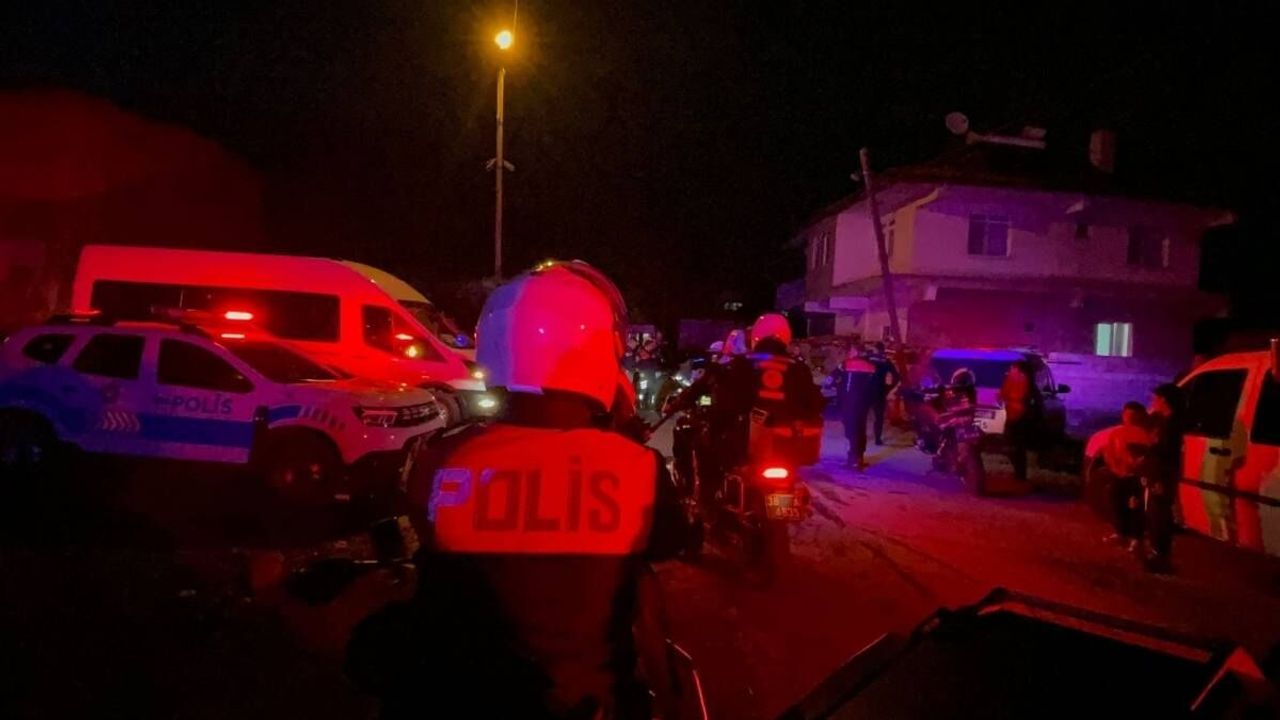 Kayseri’de bıçaklı kavga: 1 kişi yaralandı şüpheli gözaltında!