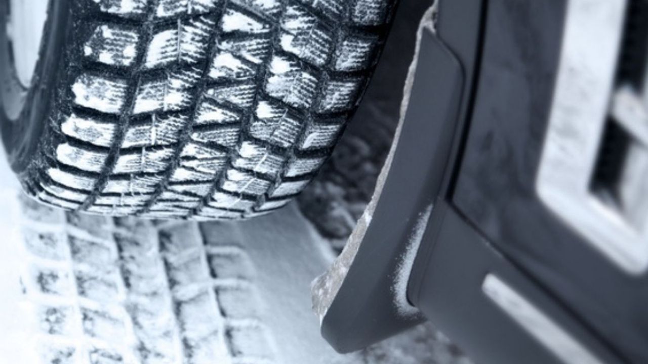 Kayseri’de araç sahiplerine uyarı: Kış lastiği süresi uzatıldı!