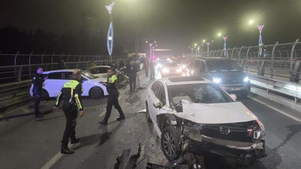 Köprüde can pazarı: Zincirleme Kazada araçlar birbirine girdi