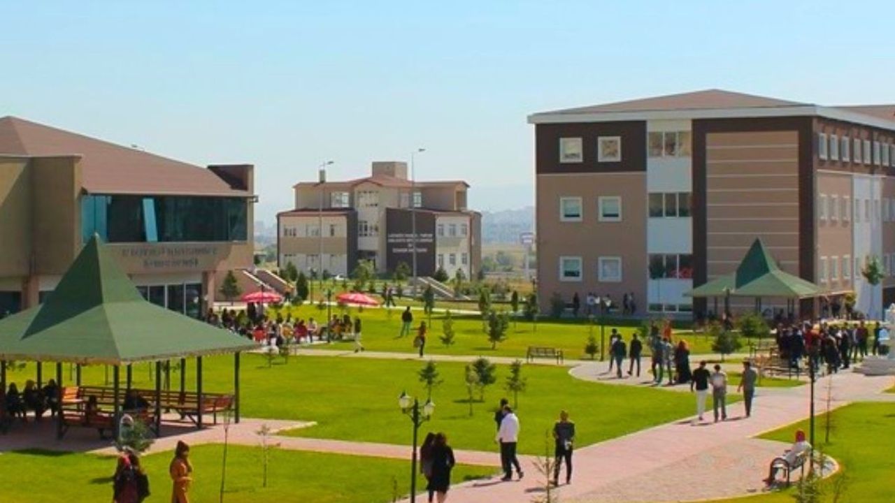 Kayseri'de üniversiteden dikkat çeken mahremiyet bilinci eğitimi!