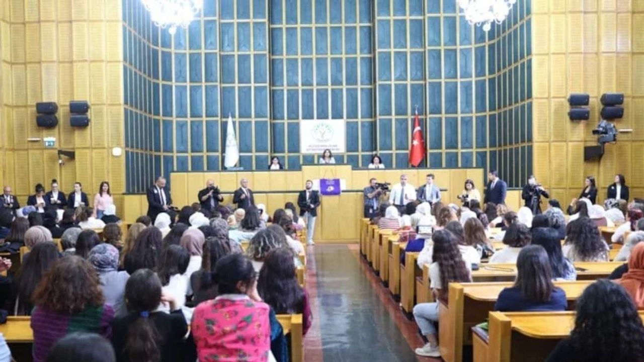 Meclis’te “Öcalan” sloganlarına suç duyurusu!