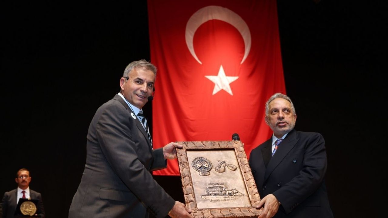 Kayseri'de şaşkına çeviren itiraf:  Başkan Yalçın'ı klonlamak isterdim