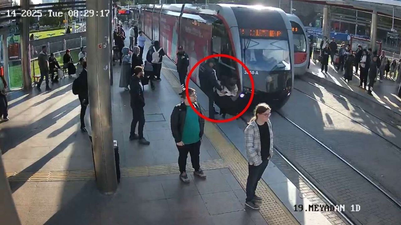 Kayseri’de güvenlik görevlisinin dikkati sayesinde, genç kadın ölümden saniyelerle kurtuldu!