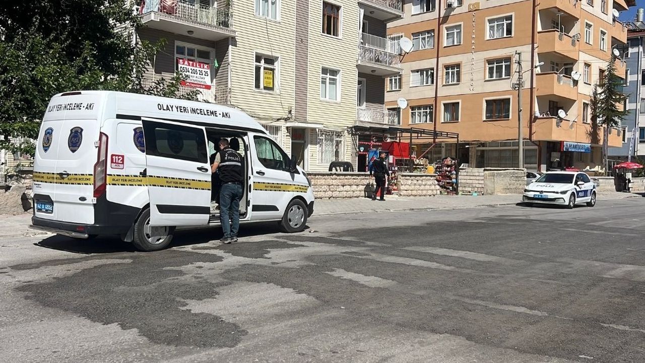 Konya’da husumetli kişiler arasında bıçaklı kavga: 1 yaralı