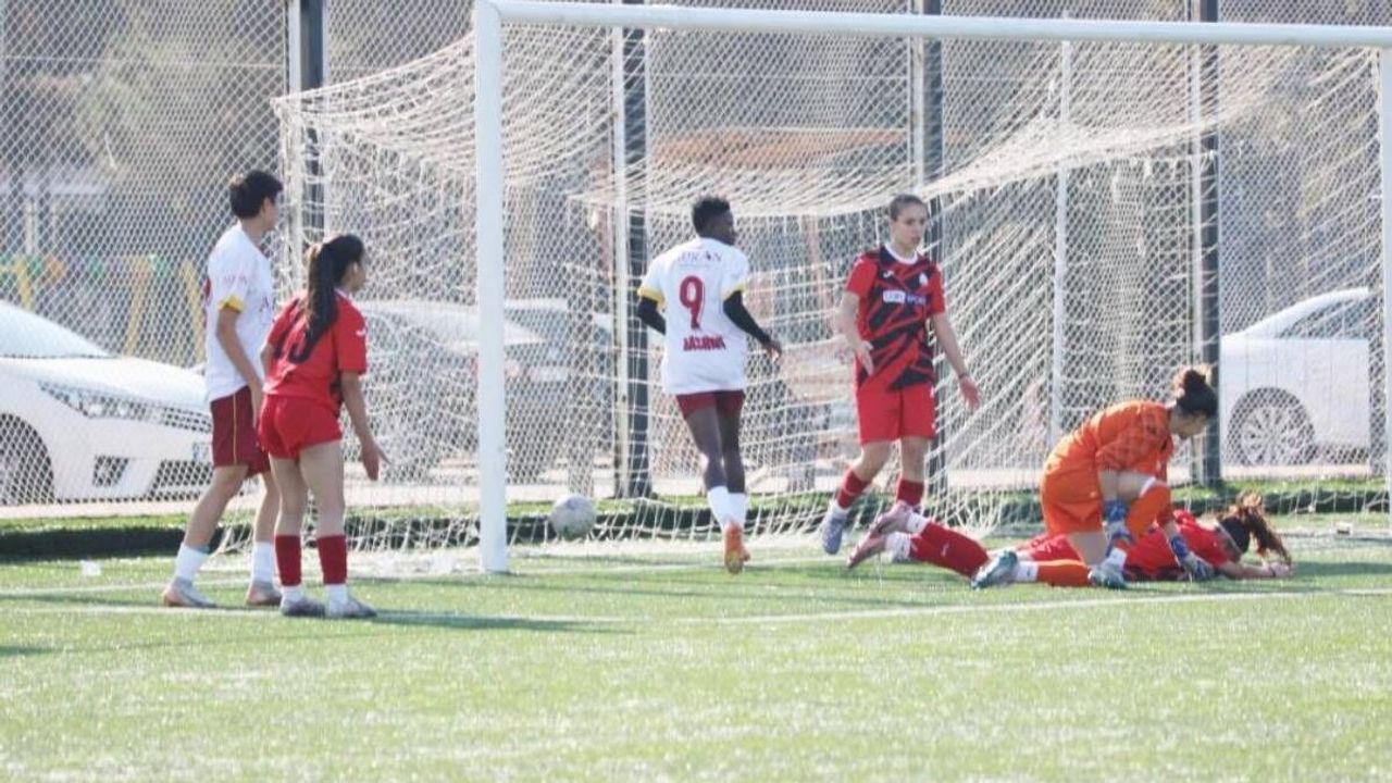 Kayseri Kadın FK farka koştu! 7-1'lik galibiyet