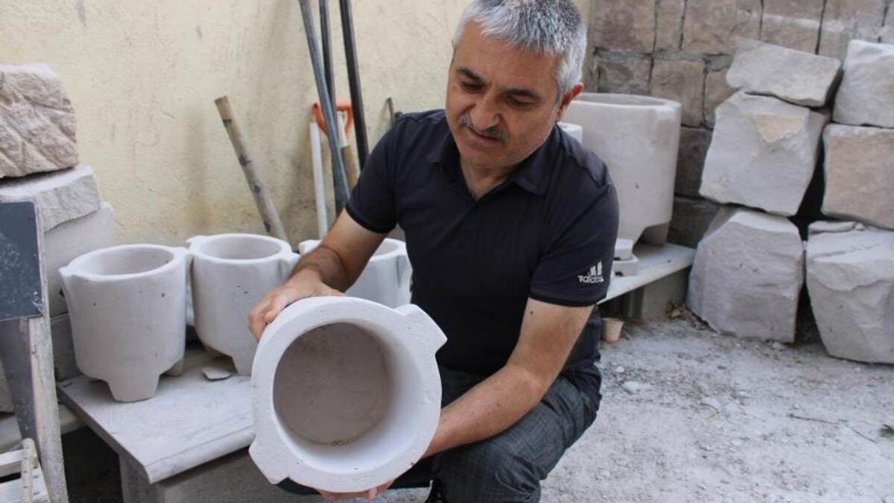 Dünyada sadece Kayseri'de bulunan taş görenleri şok etti!