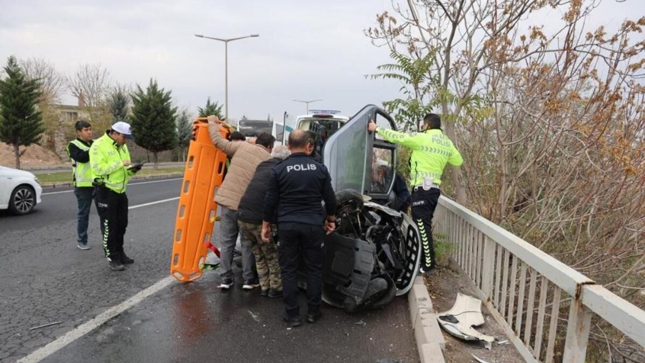 Elektrikli otomobile çarptı: Küçük diye çarptım büyük olsa çarpmazdım