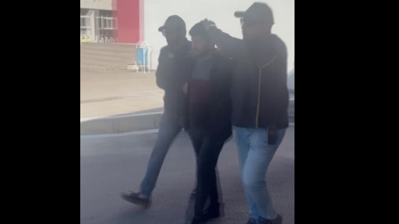 FETÖ firarisi öğretmen yakalandı: Özel harekât polislerinden sorumlu olduğu ortaya çıktı