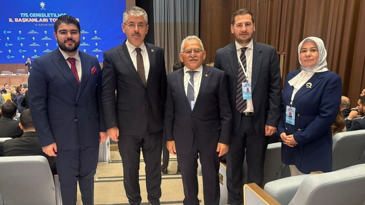 AK Parti İl Başkanları Toplantısı’nda Kayseri detayı: Hüseyin Okandan’ın yokluğu dikkat çekti