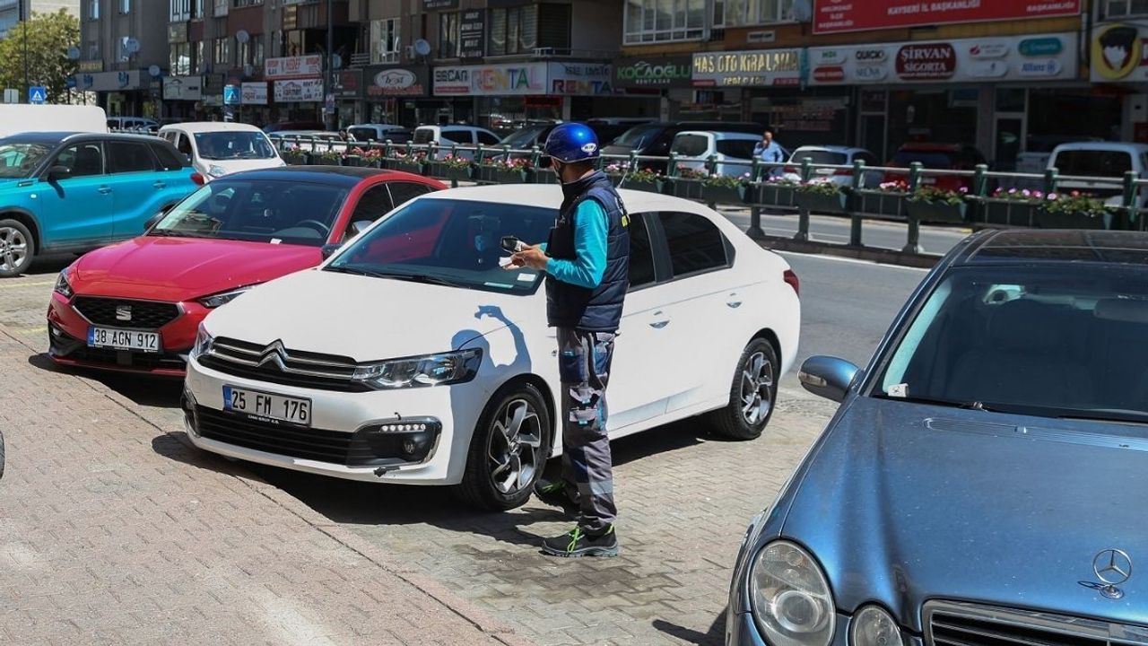 Kayseri’de otopark ödemelerinde yeni dönem! Artık görevliyi beklemeyeceksiniz