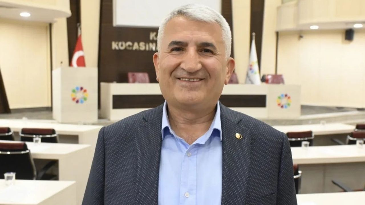 Kayseri’de CHP’li Zeki Gümüş’ten Fevzi Konaç’a Atatürk tepkisi