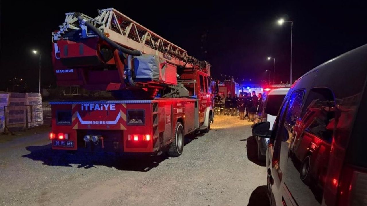 Kayseri'de inşaatın 14. katına çıkan kadın intihara kalkıştı