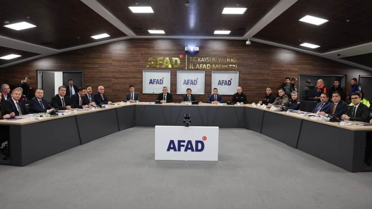 Kayseri’de Kış hazırlığı toplantısı: Tüm kurumlar seferber oldu!