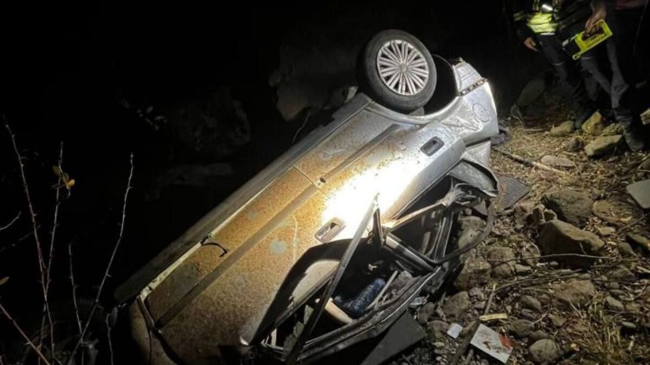 Kayseri'de tüyler ürperten kaza: Derevenk Vadisi'ne uçtu!