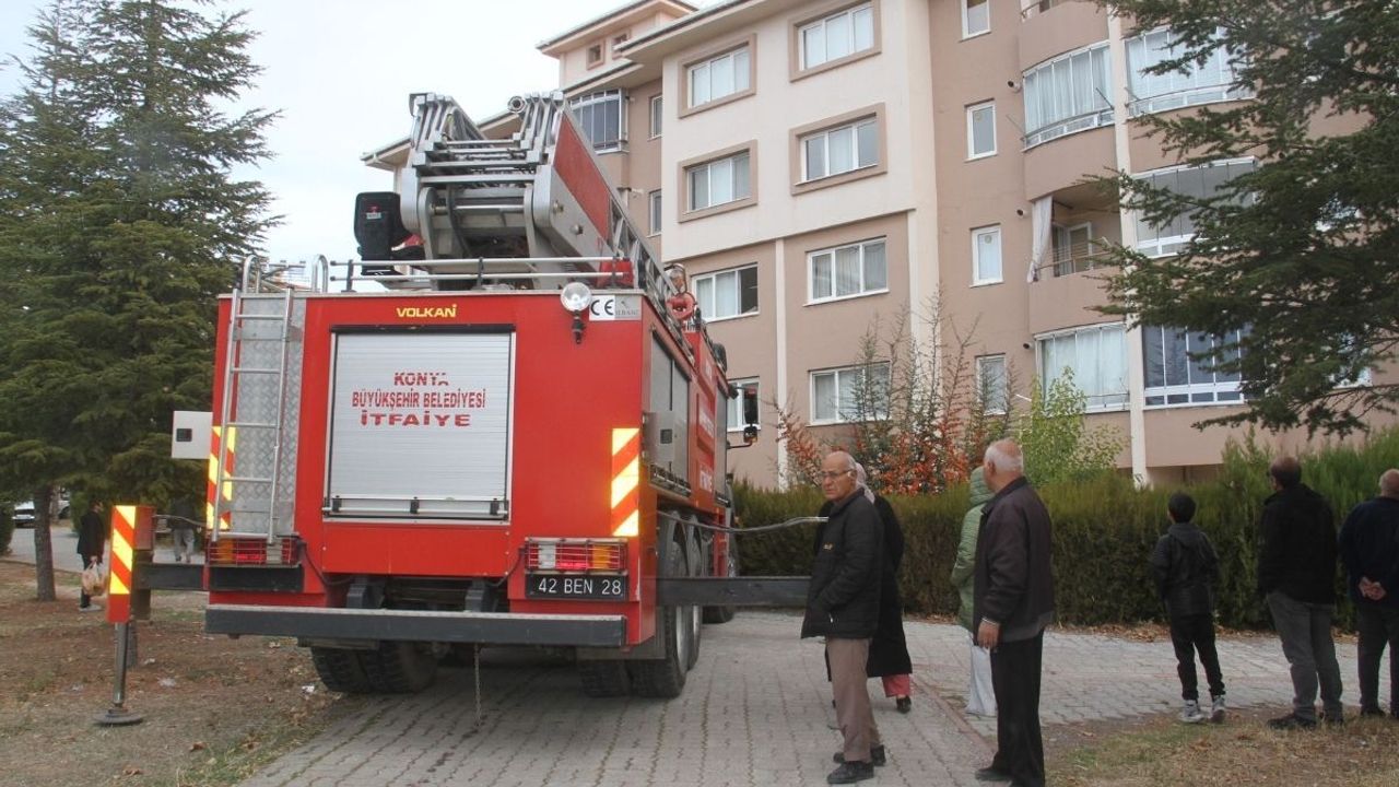 Konya’da 4 katlı binada yangın çıktı! 1 kişi yaralandı