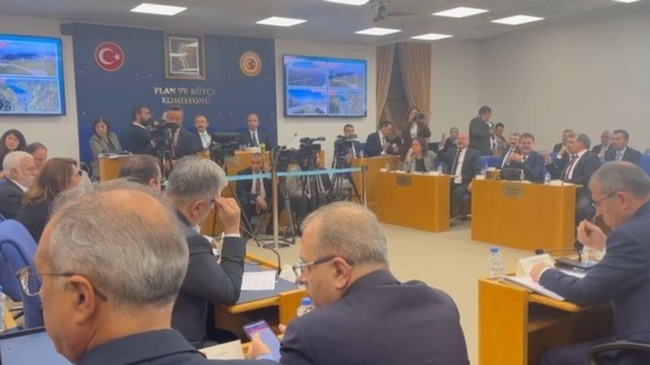 TBMM’de elektrik kesintisi tartışması tansiyon yükseltti “Suriye’ye elektrik veriyorsunuz’’