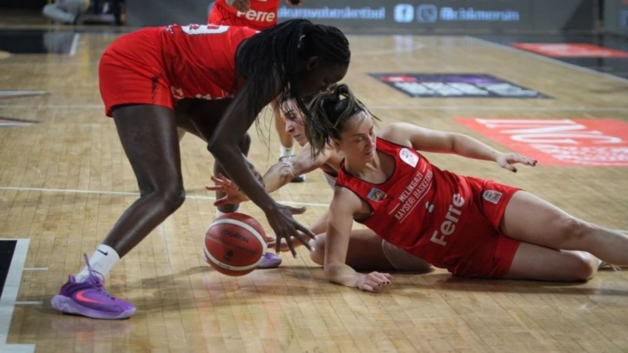 Melikgazi Kayseri Basketbol zorlu deplasmanda Mersin engeline karşı