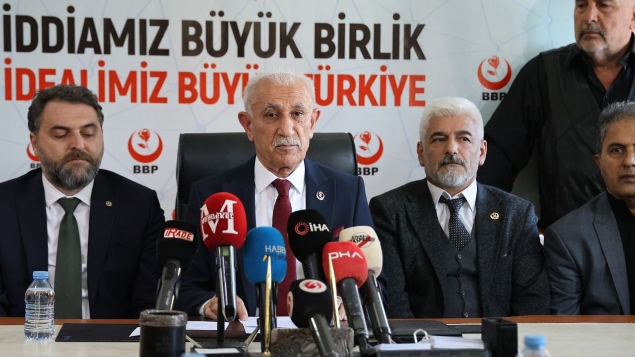 BBP’den İYİ Parti İl Başkanı’na çok sert çıkış: "Müfterisin, yalancısın ve siyaseten ahlak, şeref yoksunusun"