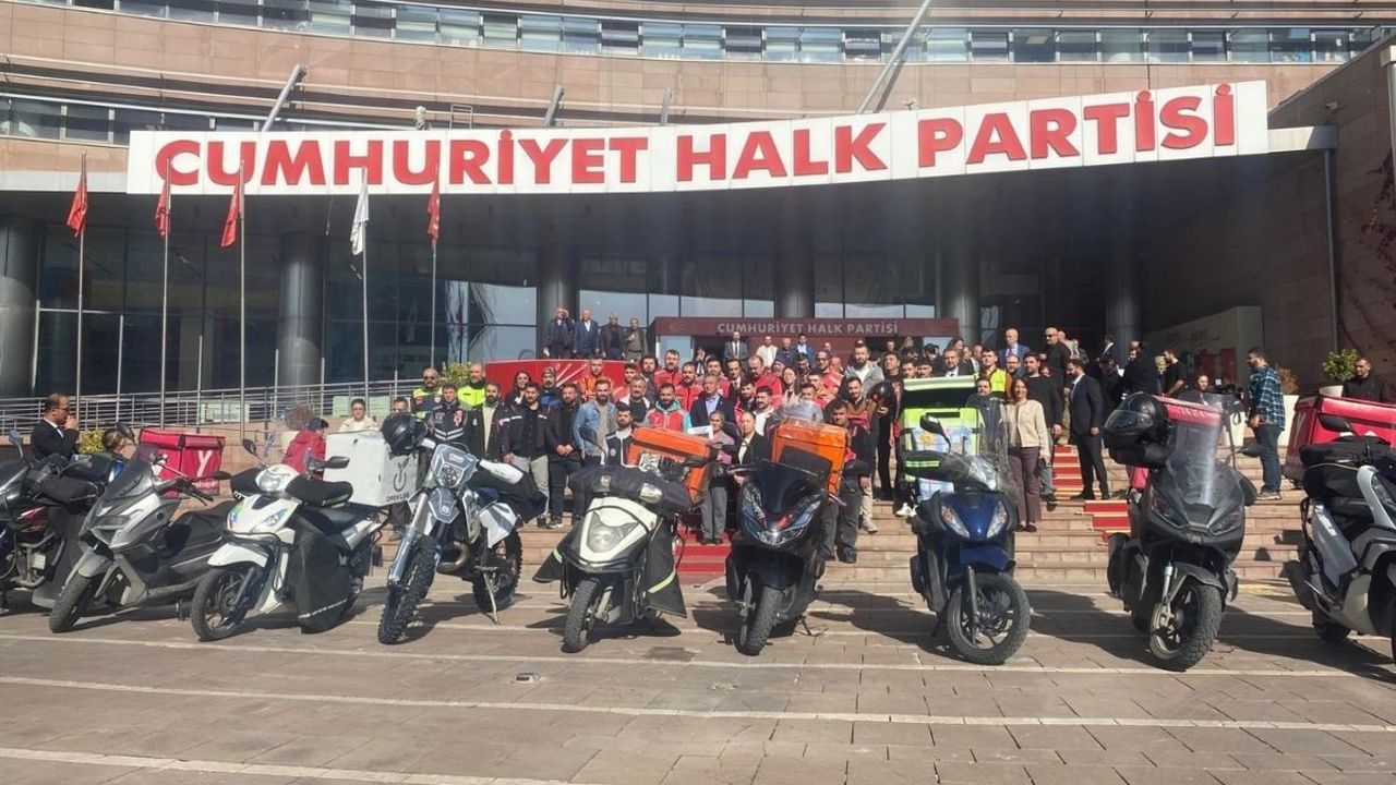 Özgür Özel: Motokuryelere empatiyle yaklaşmak hepimizin görevi