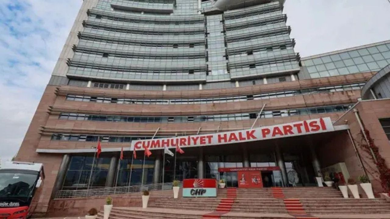 Özgür Özel ve 11 milletvekilinin dokunulmazlık dosyası Meclis’te