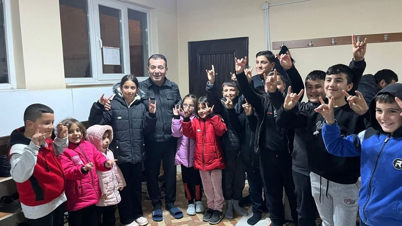 Selahattin Metin Ağcalı Mahallesi’nde vatandaşlarla bir araya geldi