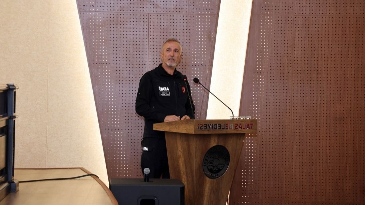 Kayseri AFAD’dan Talas Belediye personeline afet eğitimi