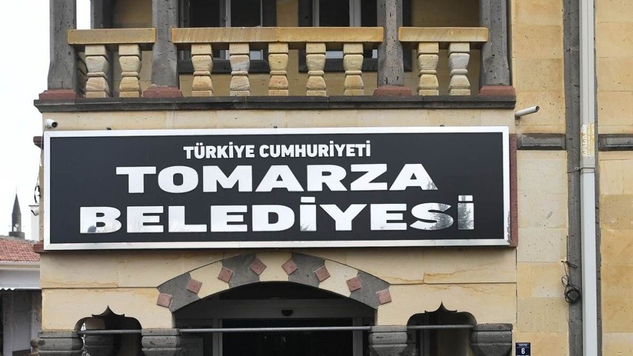 Tomarza Belediyesi’nde sözleşmesiz alım skandalı!