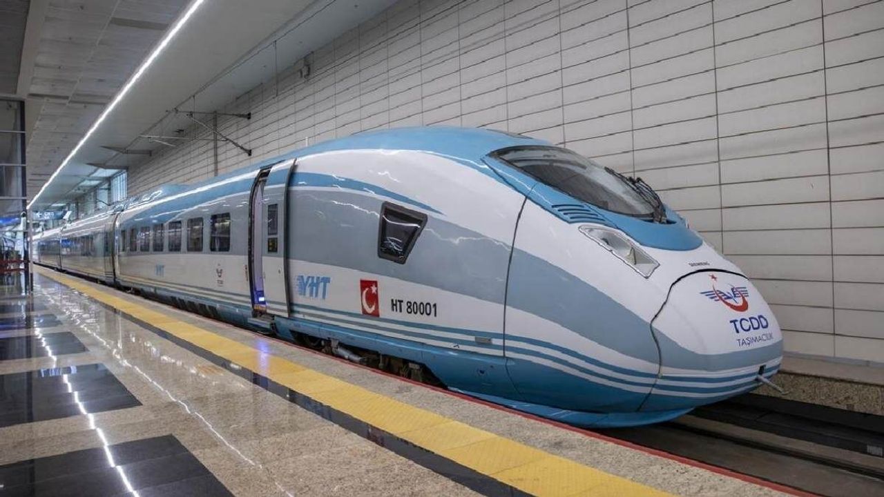 Veriler açıklandı: Hizmet sektörü Eylülde büyürken, ulaştırma fren yaptı!