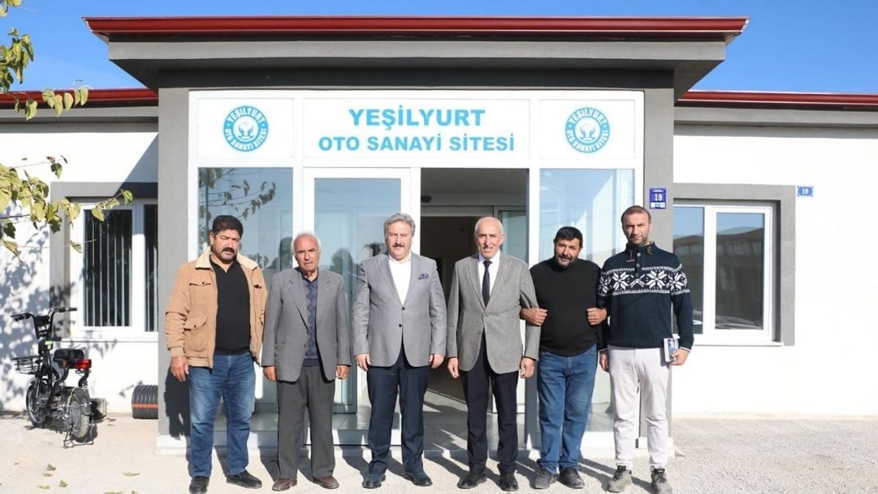 Yeşilyurt Oto Sanayi Sitesi Açılışa Hazır: Melikgazi’den Dev Asfalt Desteği