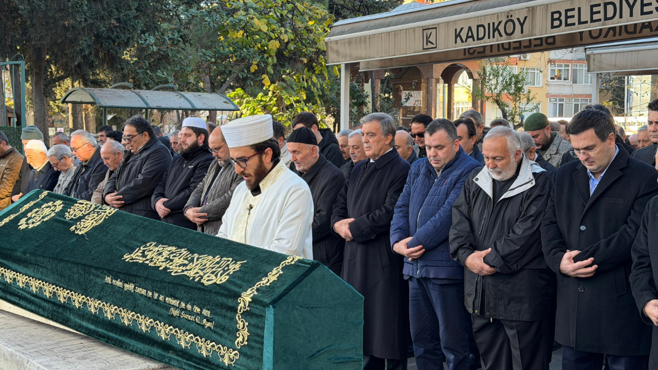 11. Cumhurbaşkanı Abdullah Gül dayısını son yolculuğuna uğurladı