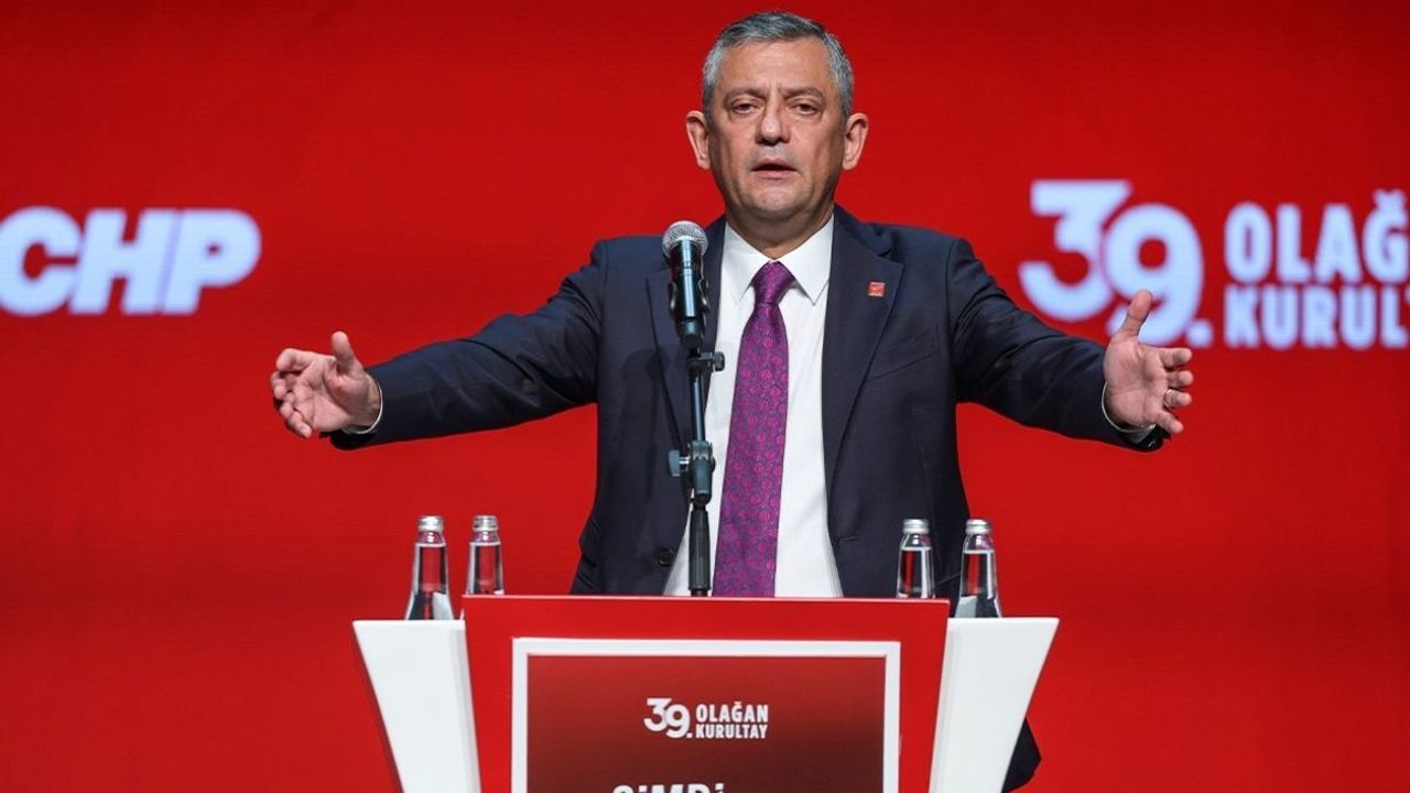 CHP’de Özgür Özel’in listeleri tam destek aldı