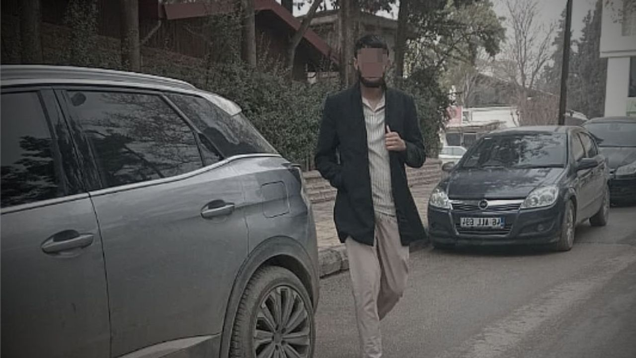 'Ben Allah'ın sevgili kulu Muhammed'im' diyerek genç kızları rahatsız etti!