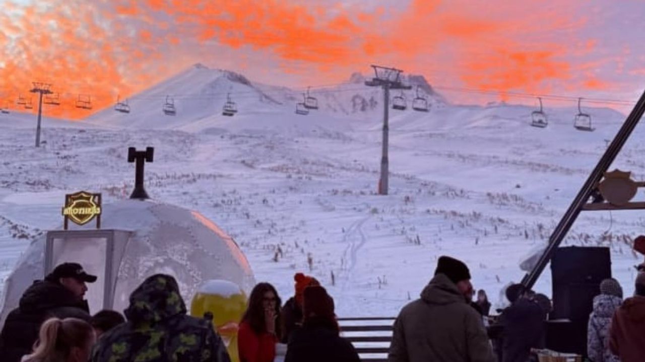 Kayseri’ye yine ünlü akını! Soluğu Erciyes’te aldılar