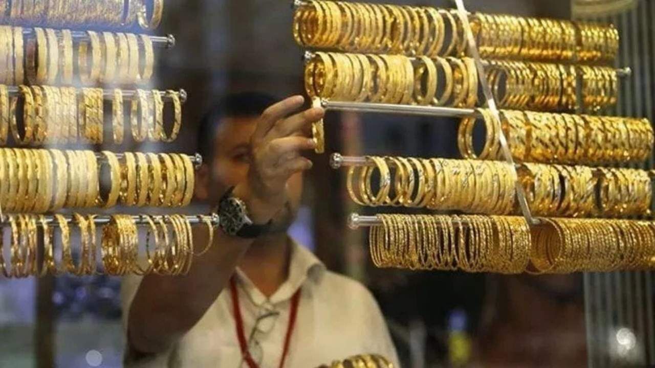 Altında 46 yıl sonra tarihi düşüş! Gram altın fiyatı ne kadar?